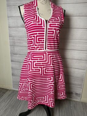 NWT Sleeveless Pink Geo-Print Zip Front Dress With Pockets Size Small